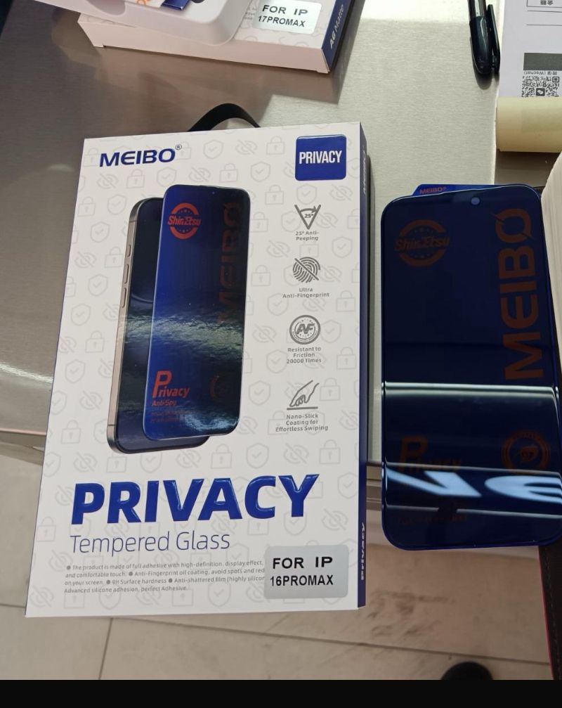 PRIVACY 11/XR-11PRO/X 0.4MM-HD GLASS